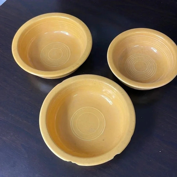 Fiesta Other - Set of 3 Vintage Fiesta Yellow Bowls